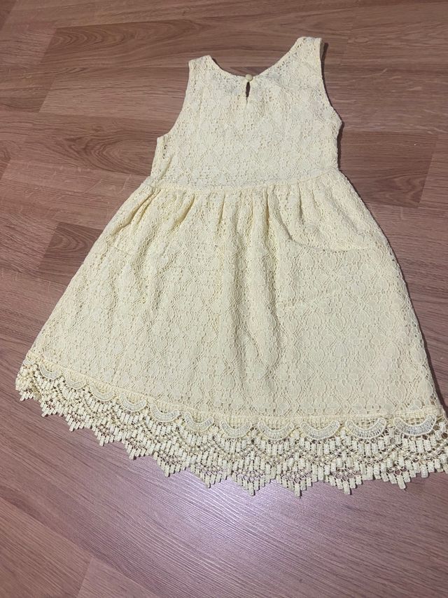 Vestido encaje 4-6 años HyM