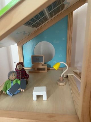 casa hape muñecas madera