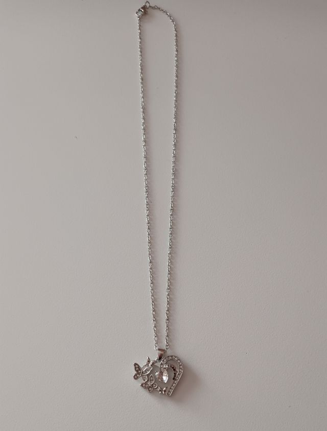 Catenina con ciondolo