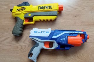 PACK 2 PISTOLAS NERF