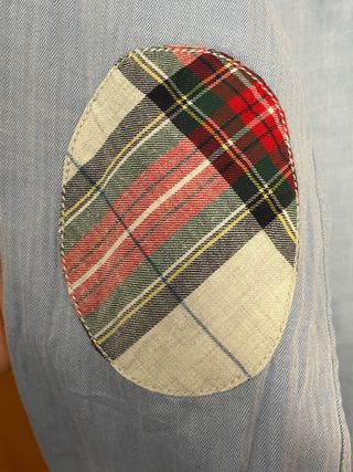 Camisa diseño con coderas