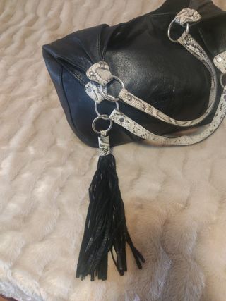 Bolso de piel marca Dimoni