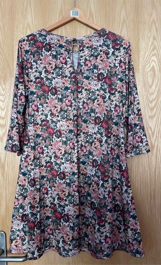 Vestido fluido de flores