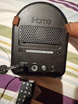Reloj Despertador Ihome A63 ( Iphone e Ipod )