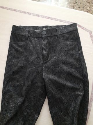 Pantalón  Zara 