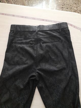 Pantalón  Zara 