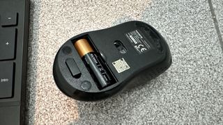 teclado y ratón inalámbrico