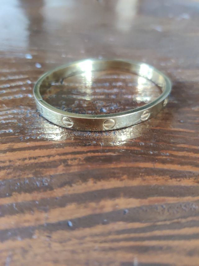 Brazalete estilo cartier