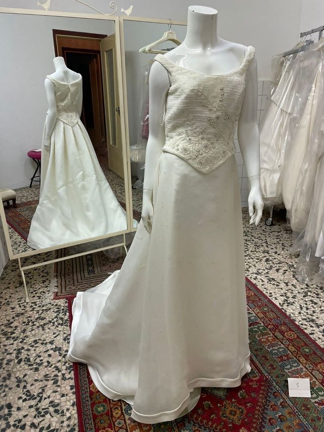 STOCK ABITI DA SPOSA NUOVI ST PATRICK COLET DONNE