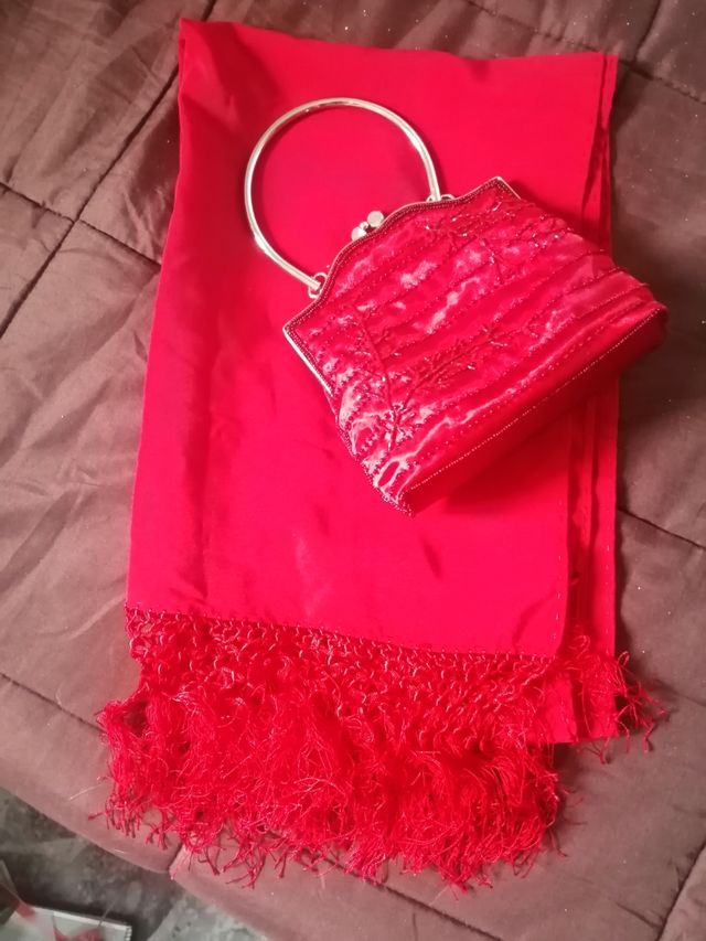Bolso fiesta y chal