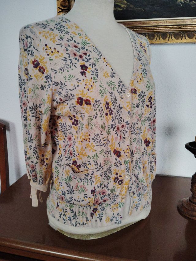 Dos prendas talla L precio lote.