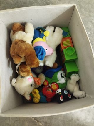 Cajas juguetes primera infancia