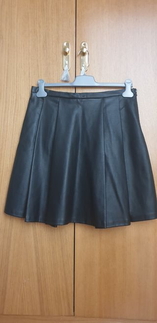 Falda Cortefiel T L ,efecto piel 