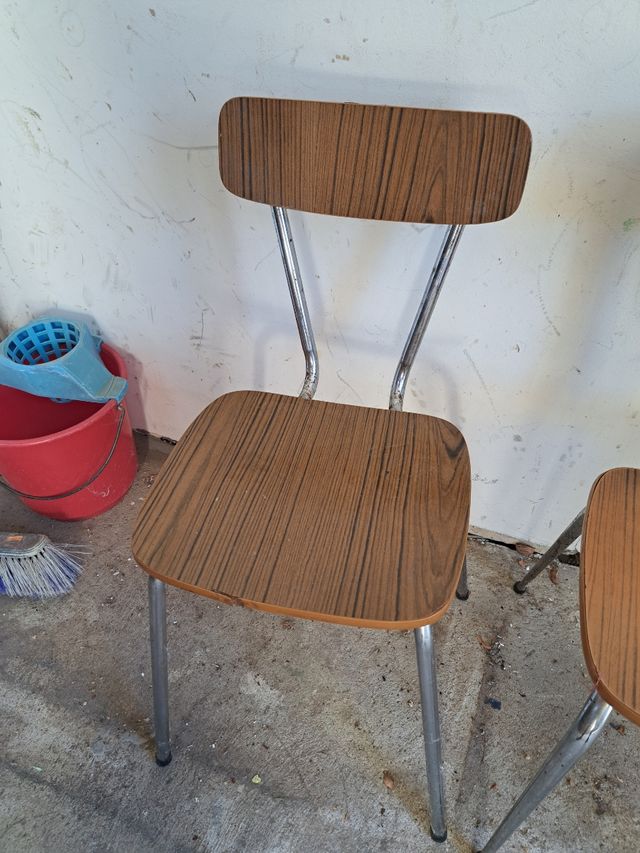 2 Sillas cocina antiguas