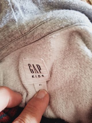 SUDADERA GAP NIÑO