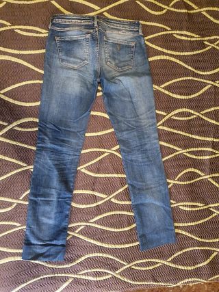 PANTALÓN VAQUERO GUESS