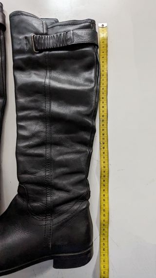 Botas altas negras piel