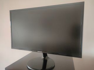 Monitor Samsung LED 24" Eye Save Mode Flicker Free