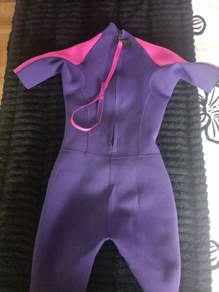 Neopreno niña. Talla 8