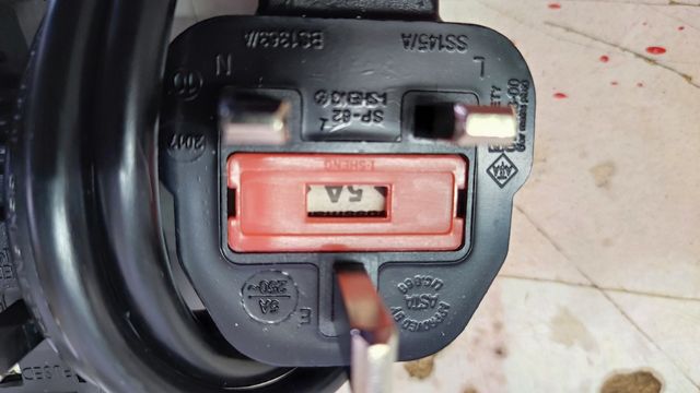 LOTE DE CABLES DE ALIMENTACION NUEVOS