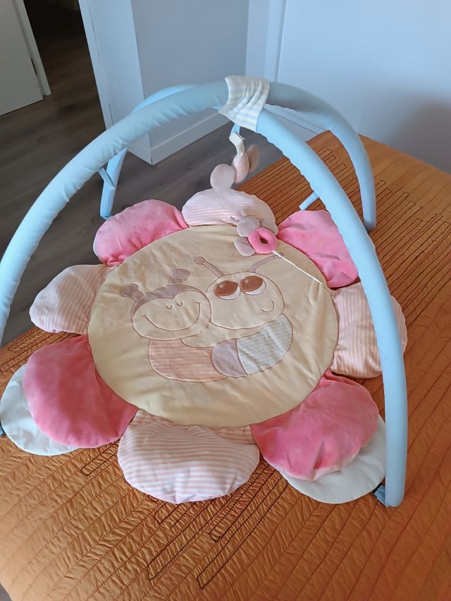 Gimnasio bebe, cambiador y otras