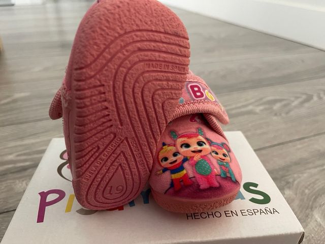 Zapatillas bebe bebes llorones 19 nuevas