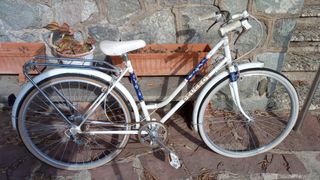 Bicicleta clásica Peugeot
