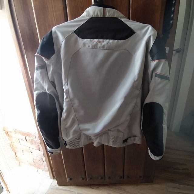 2 chaquetas de moto. Hombre/mujer