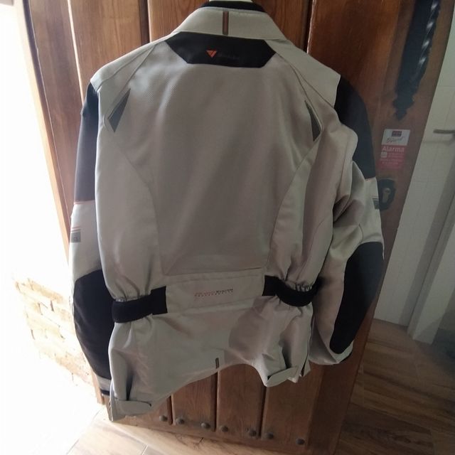 2 chaquetas de moto. Hombre/mujer