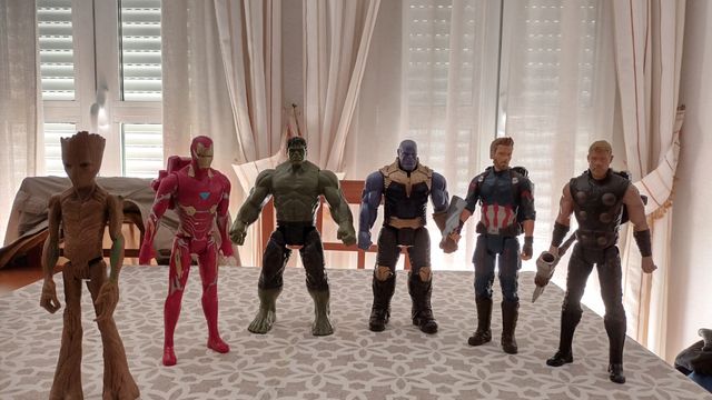 Figuras Avengers 