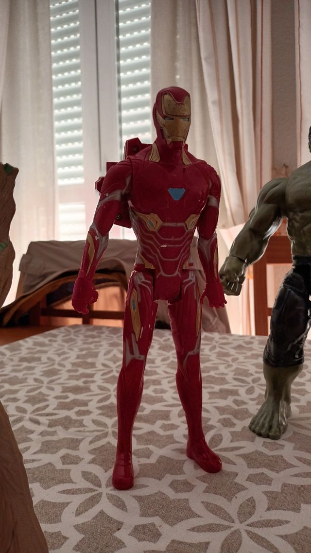 Figuras Avengers 