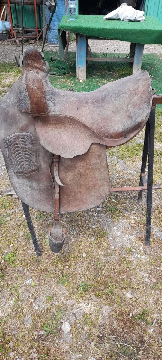 Selle antiche da mostra