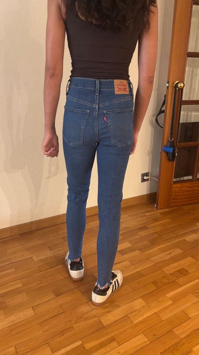 Pantalon tejano Levis