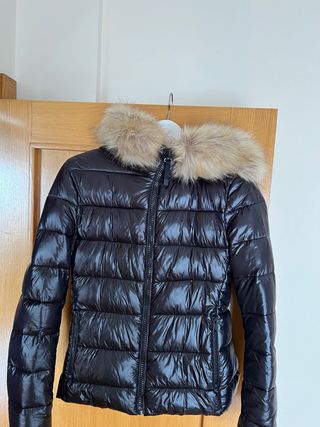 plumas negro de Zara 