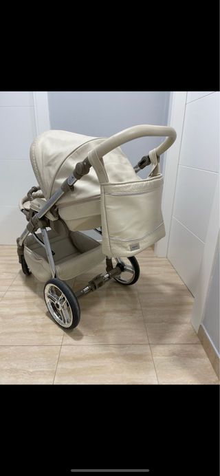 CUNA y carro de tres piezas