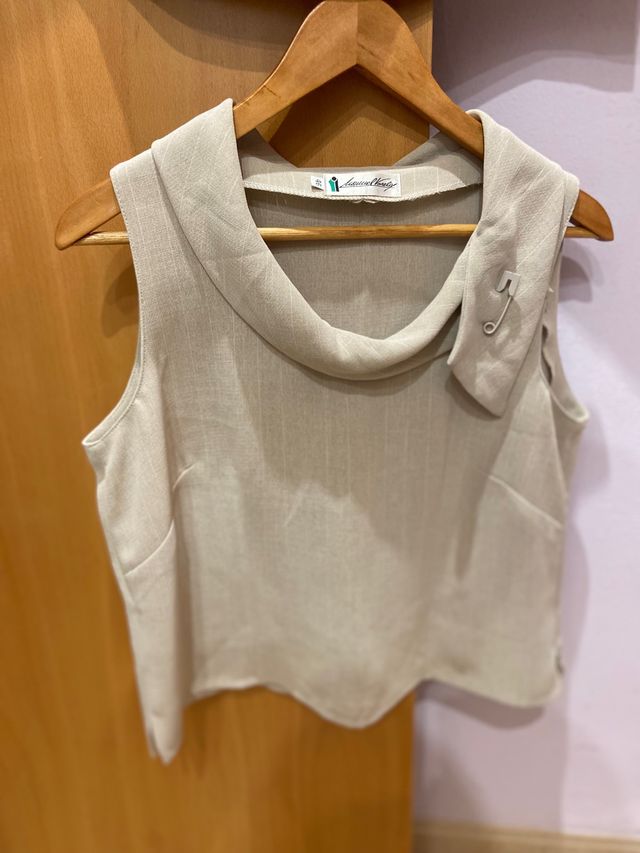 traje chaqueta con falda