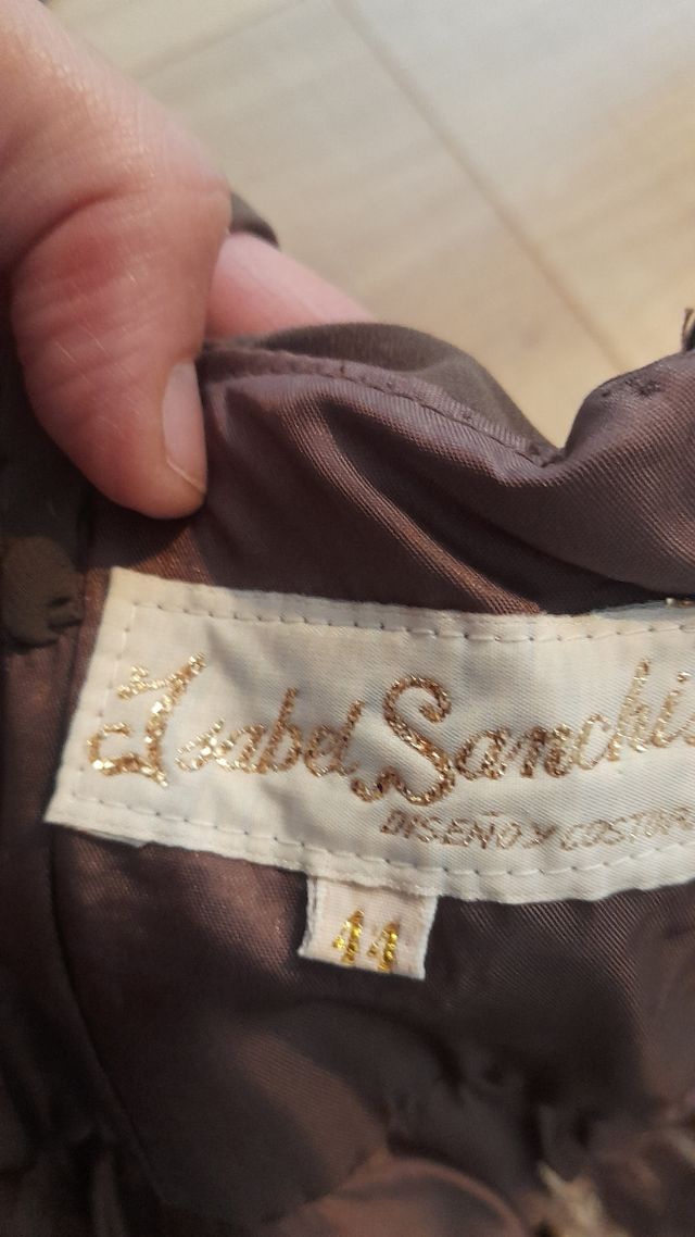 Vestido fiesta de diseño y costura