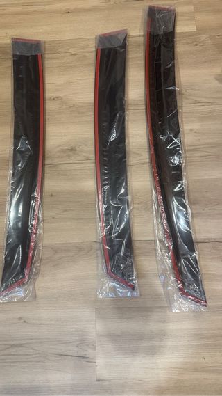 Deflectores de viento y lluvia Toyota prius plus 