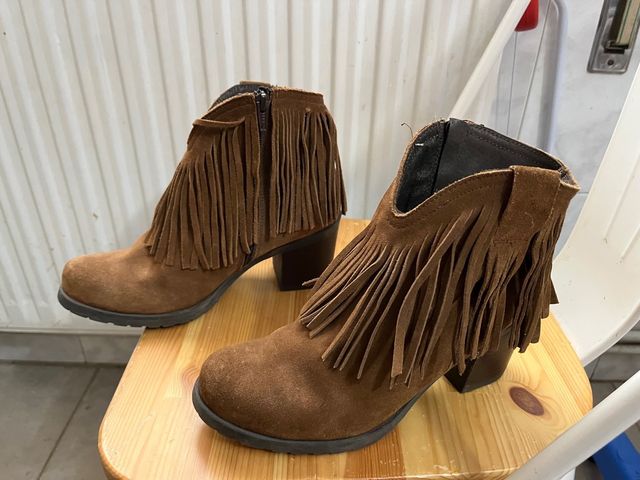 Botines marrones de ante