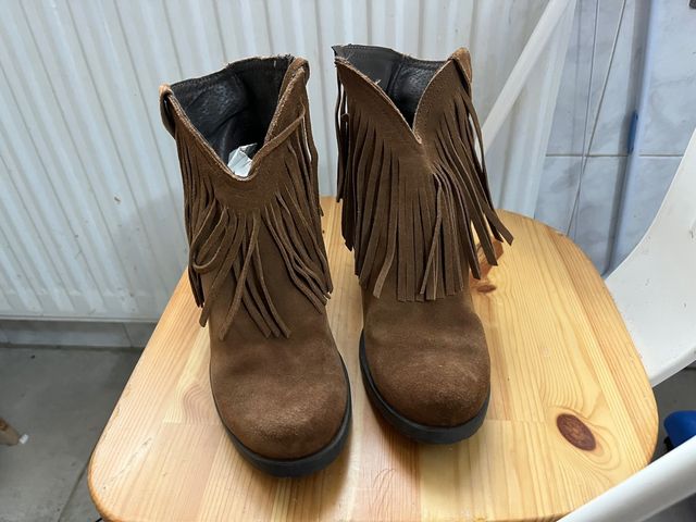 Botines marrones de ante