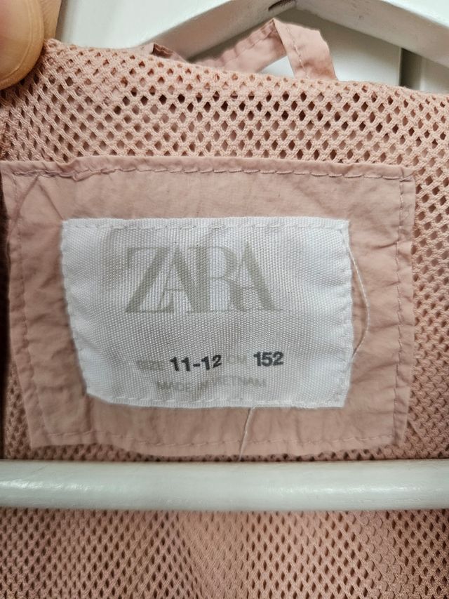 Cortavientos Zara rosa talla 11-12 años