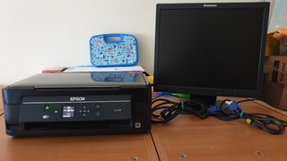 Impresora + 17" Monitor 