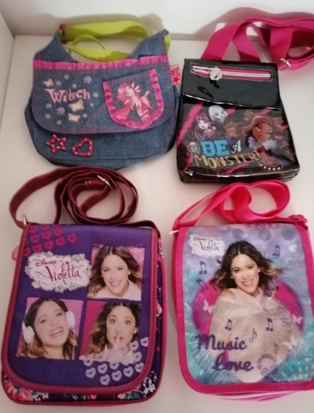 Bolsa Monsters High e Violetta
