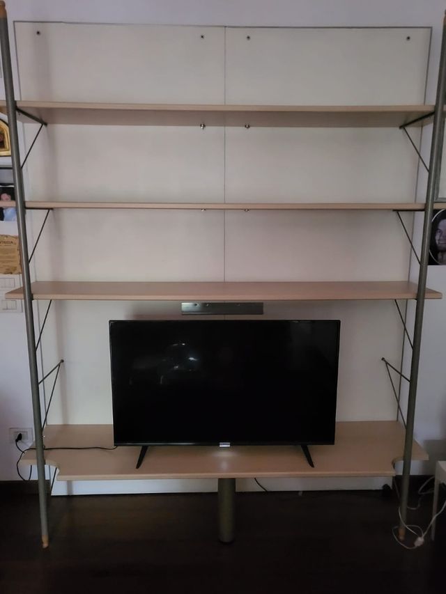 Mobile libreria televisione