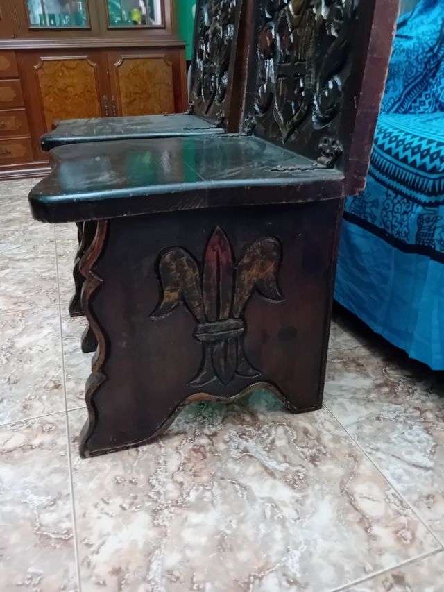 son muy antigua y madera caoba sello militar