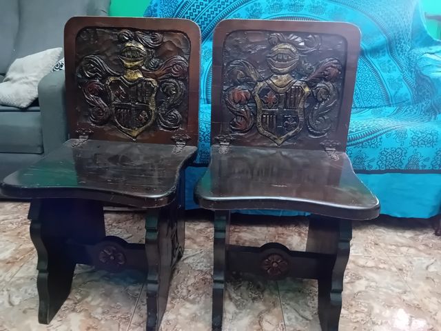 son muy antigua y madera caoba sello militar