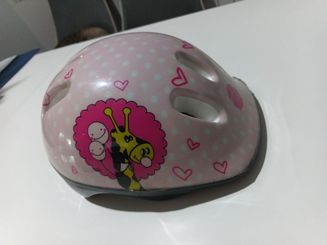 Casco bici niña 4 años aproximadamente