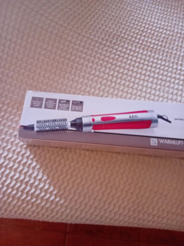 PLANCHA DE PELO A.E.G
