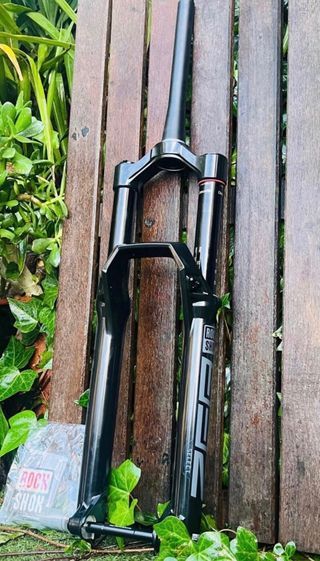 NUEVO Rock Shox Zeb RC 29” 190mm