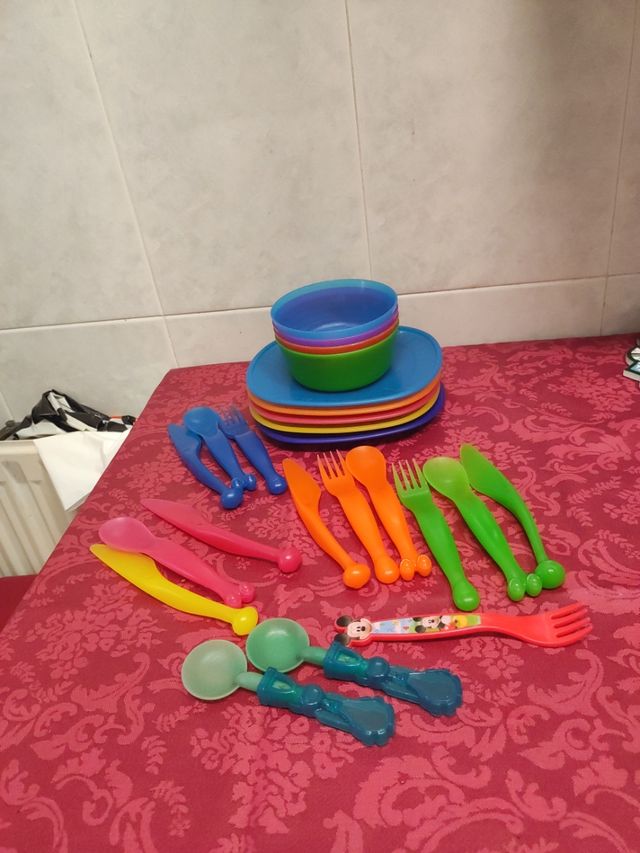 Ikea , vajilla infantil 